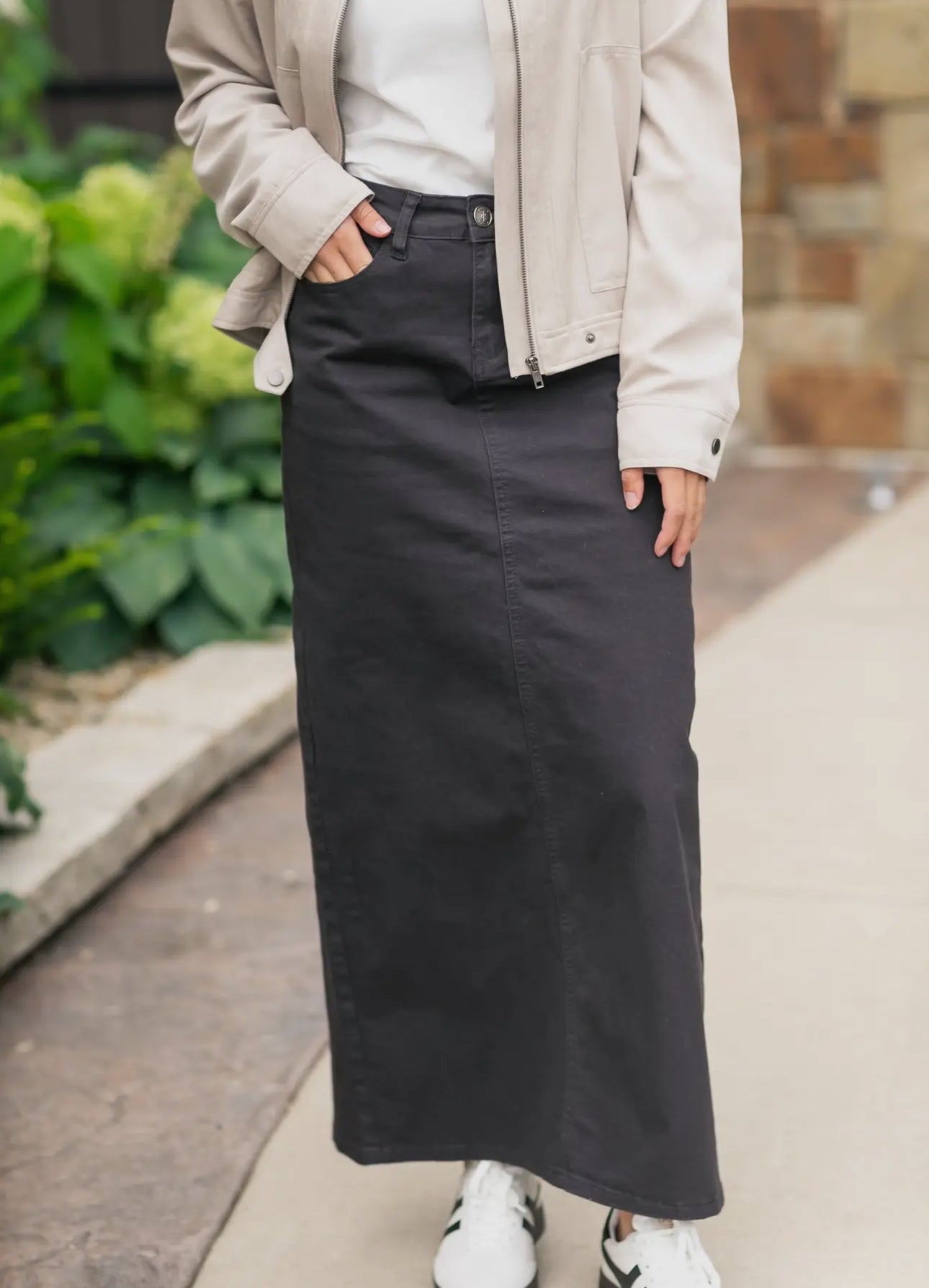 Inherit Stella Maxi Black Skirt