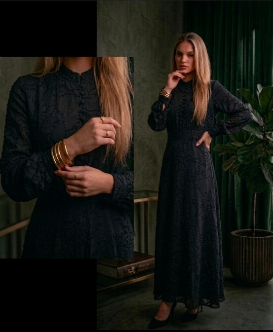 Leive Black Dress MA325