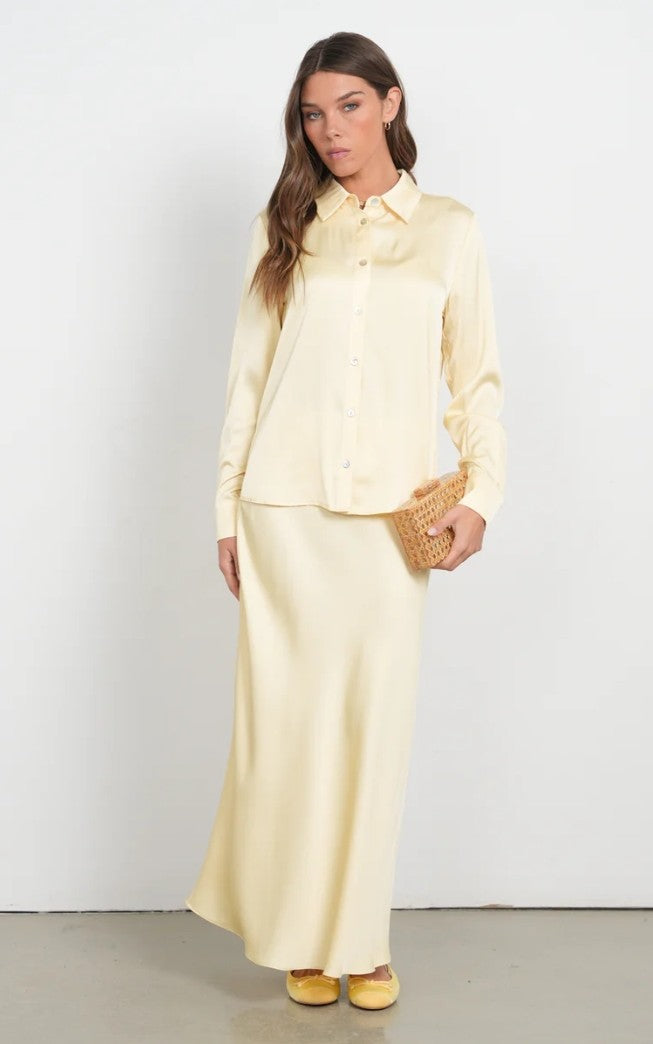 Point satin button up shirt butter color