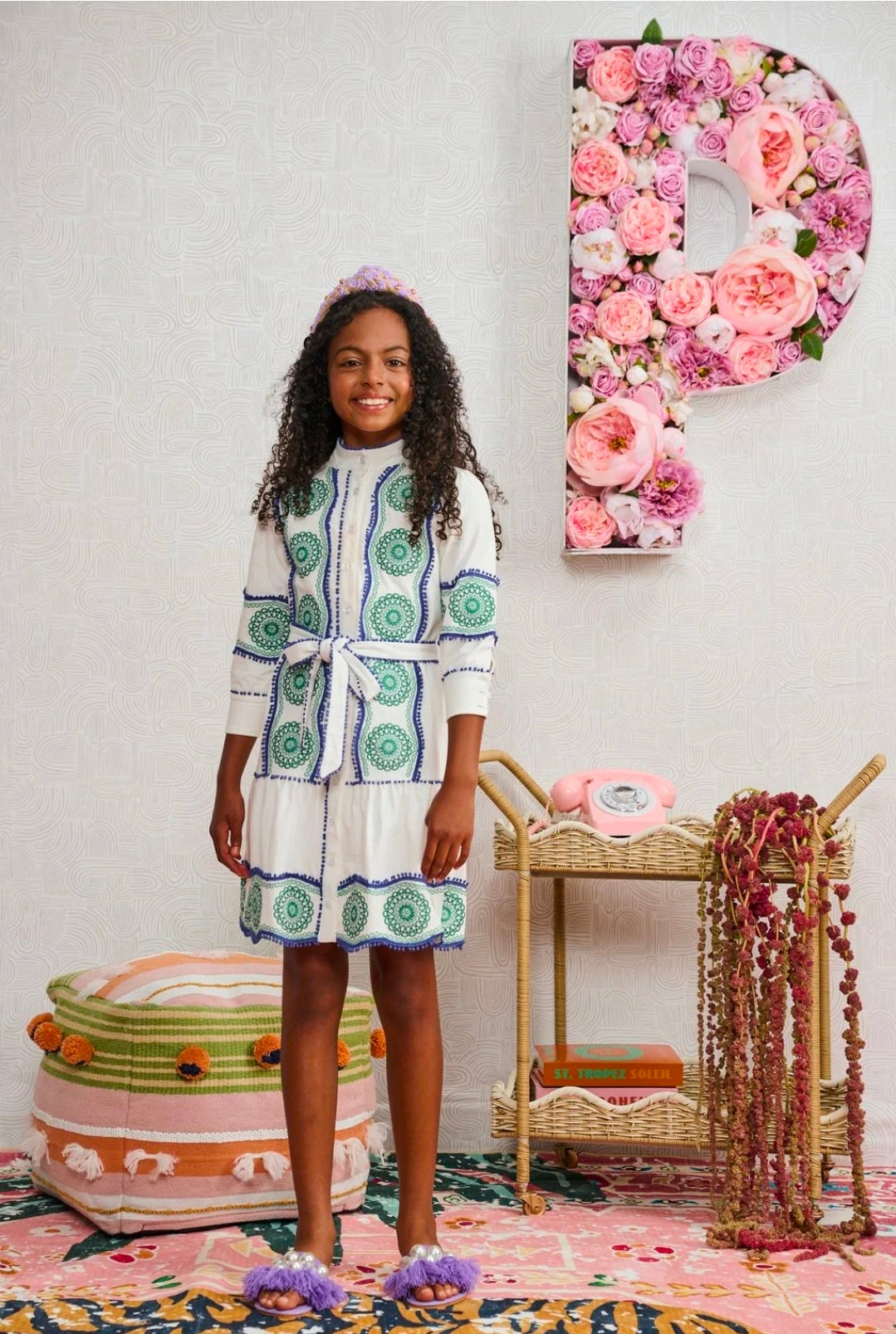 Porter White W Kelly Green Blue Circle Embroidery #2379
