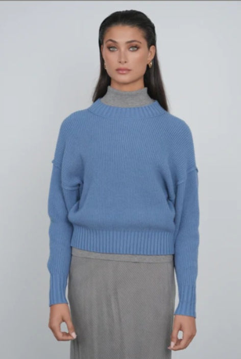 Point Chunky Knit Crew Sweater - Blue